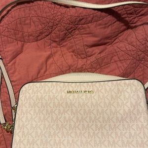 Michael Kors crossbody